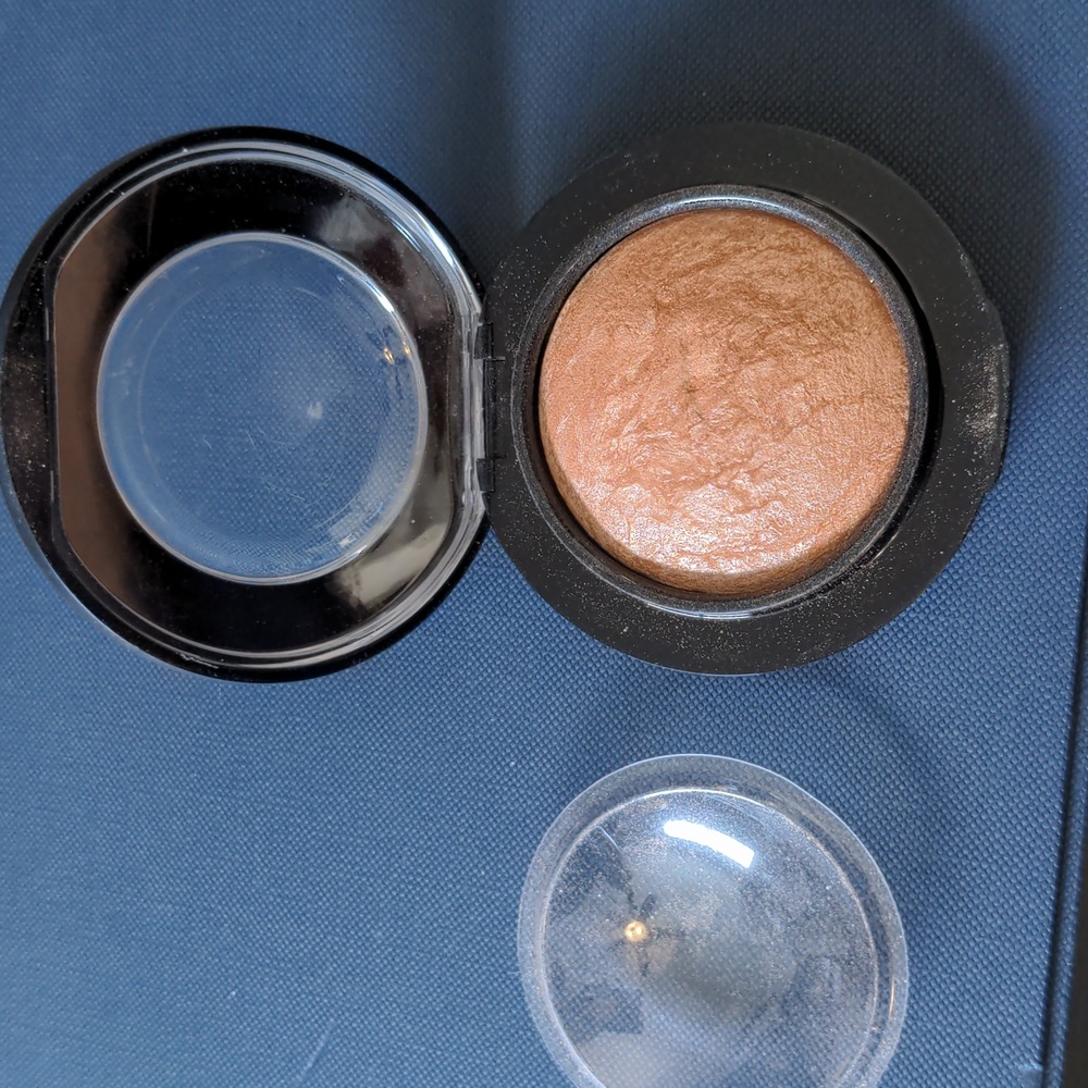 Mac Mineralize Skin Finish - Picture 4 of 4